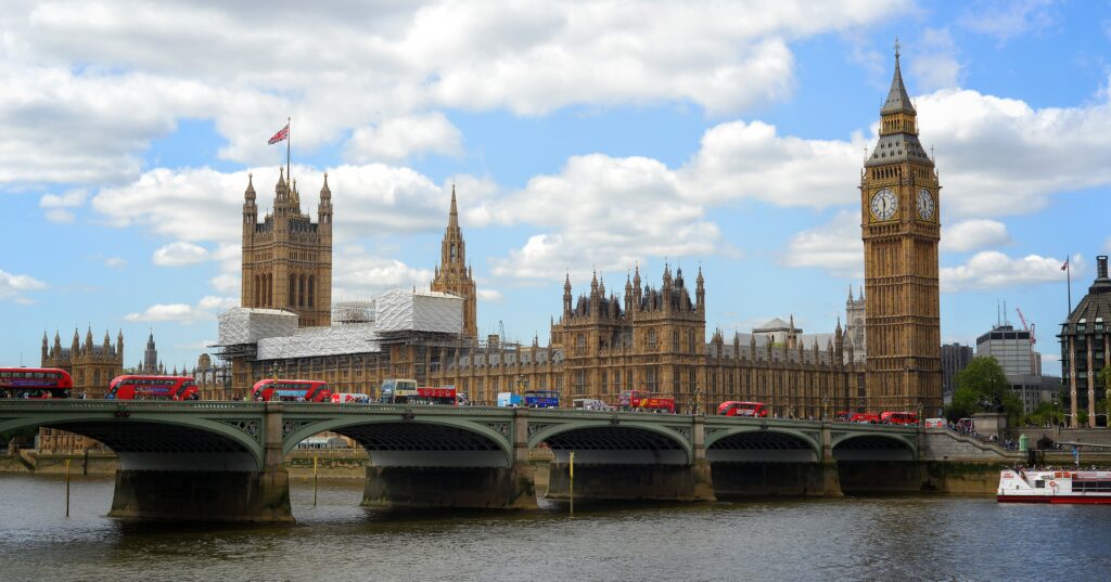 Intakes in the UK Intakes in the UK